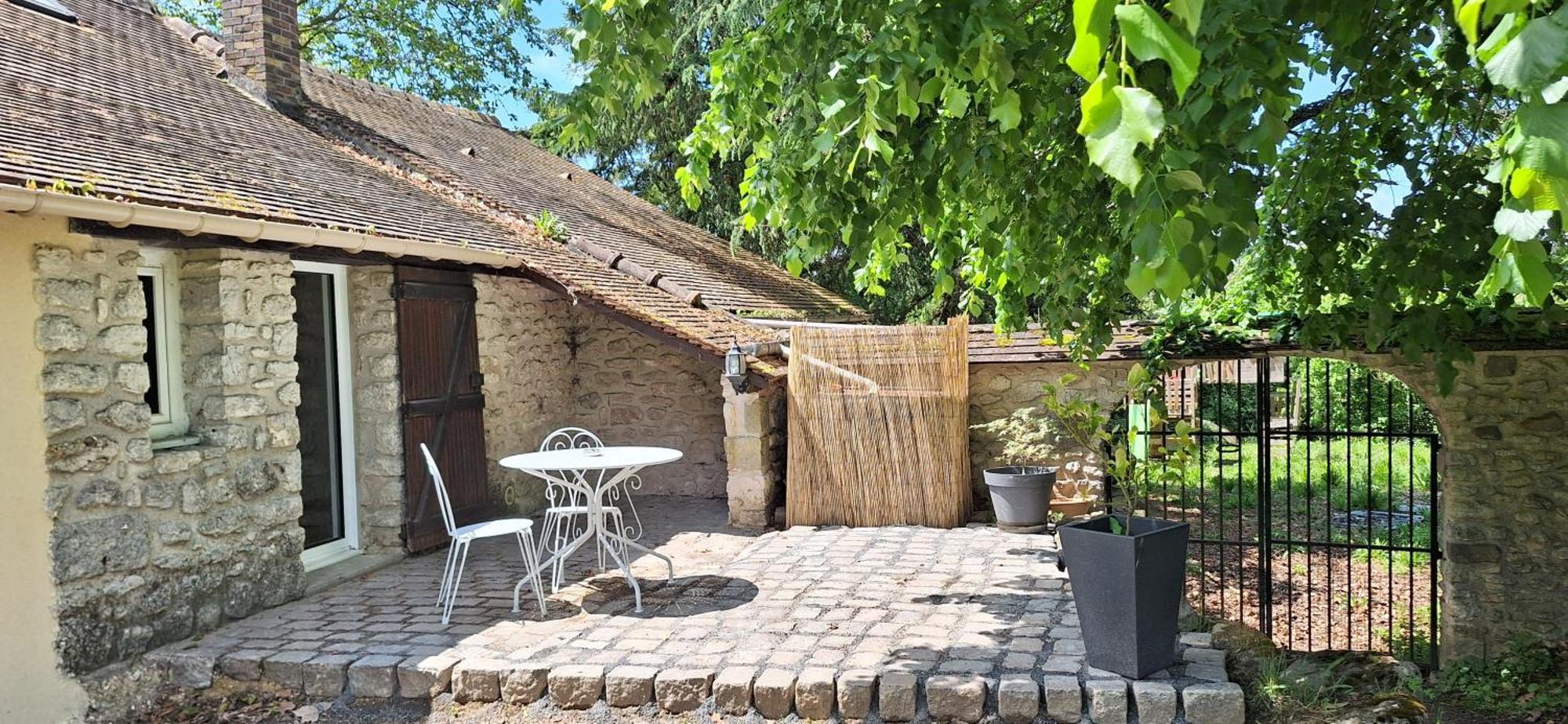 Le Relais Des Clefs - Au Calme Du Gatinais - Escapade A Deux - Terrasse Privee - Wifi - Offre Romantique Sur Demande Valpuiseaux Esterno foto